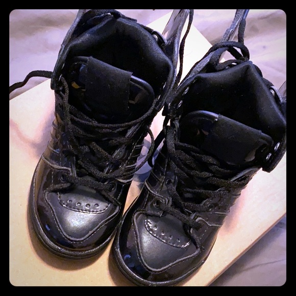 Jeremy Scott adidas size 6 limited edition! - Picture 1 of 3